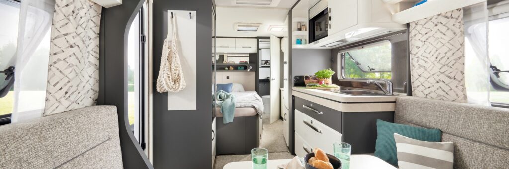 Wohnmobile und Wohnwagen kaufen, mieten, Inzahlungnahme bei topcenter in Ellzee